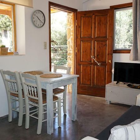 Studio Panagiota - Oasis Holiday Houses Kokkinos Pyrgos Exterior foto