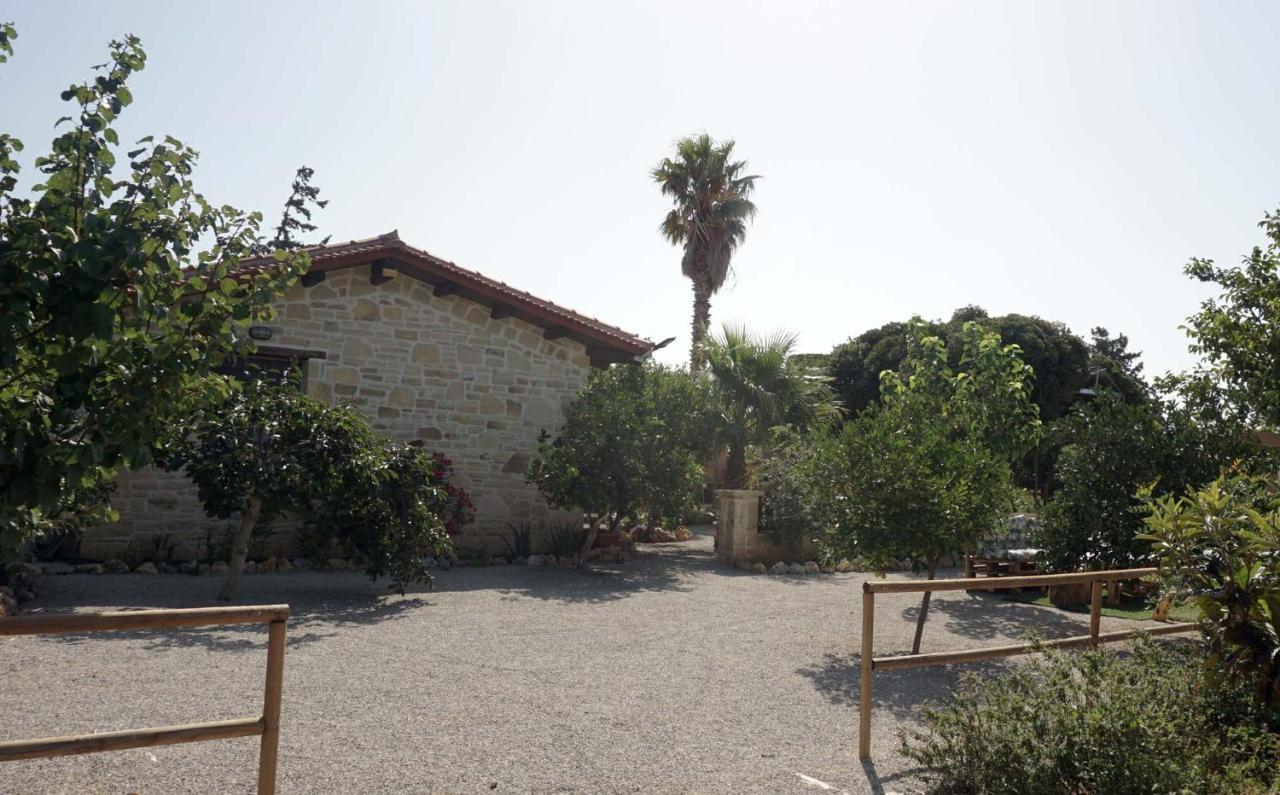 Studio Panagiota - Oasis Holiday Houses Kokkinos Pyrgos Exterior foto