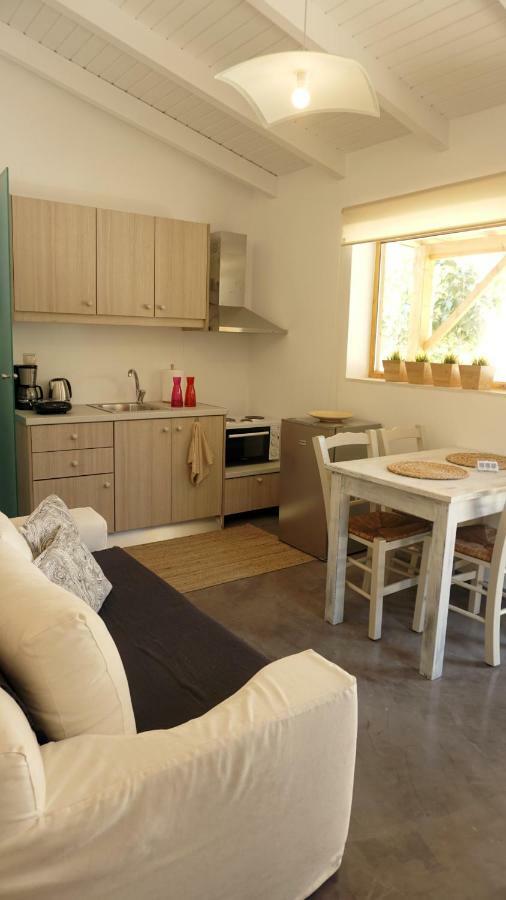 Studio Panagiota - Oasis Holiday Houses Kokkinos Pyrgos Exterior foto