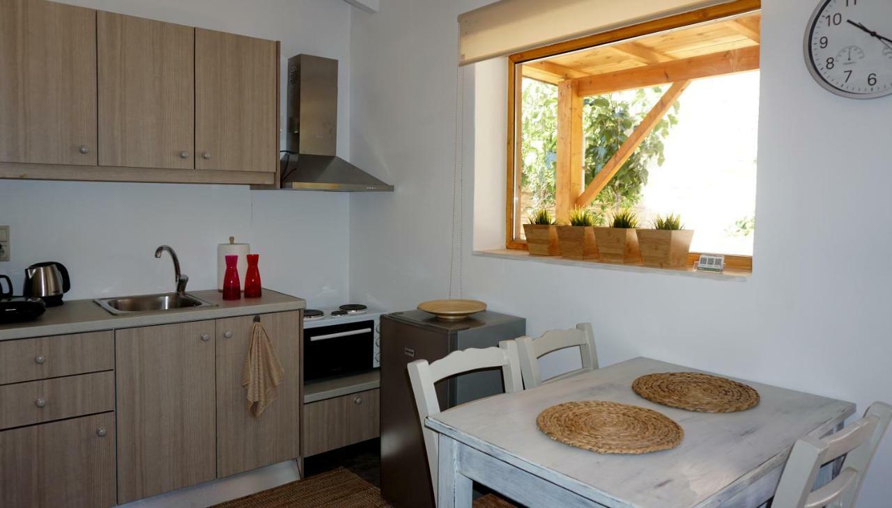 Studio Panagiota - Oasis Holiday Houses Kokkinos Pyrgos Exterior foto