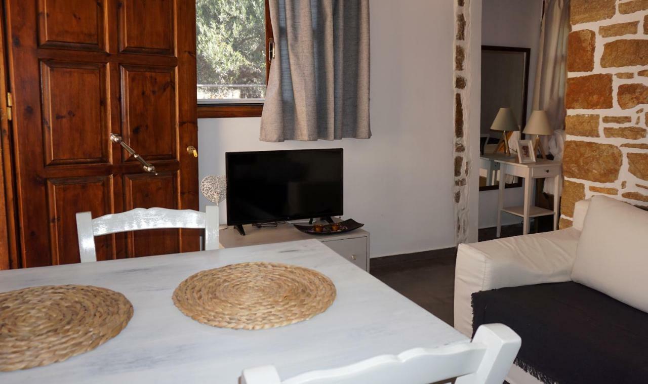 Studio Panagiota - Oasis Holiday Houses Kokkinos Pyrgos Exterior foto